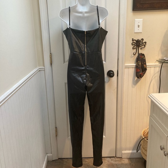 Never worn fitted wet look spaghetti strap jump suit - Picture 3 of 4